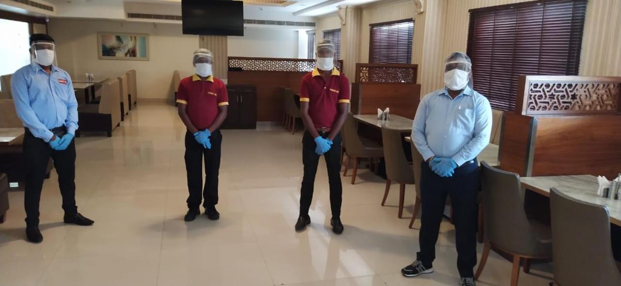 Hotel Grand Gayathri Khammam Экстерьер фото