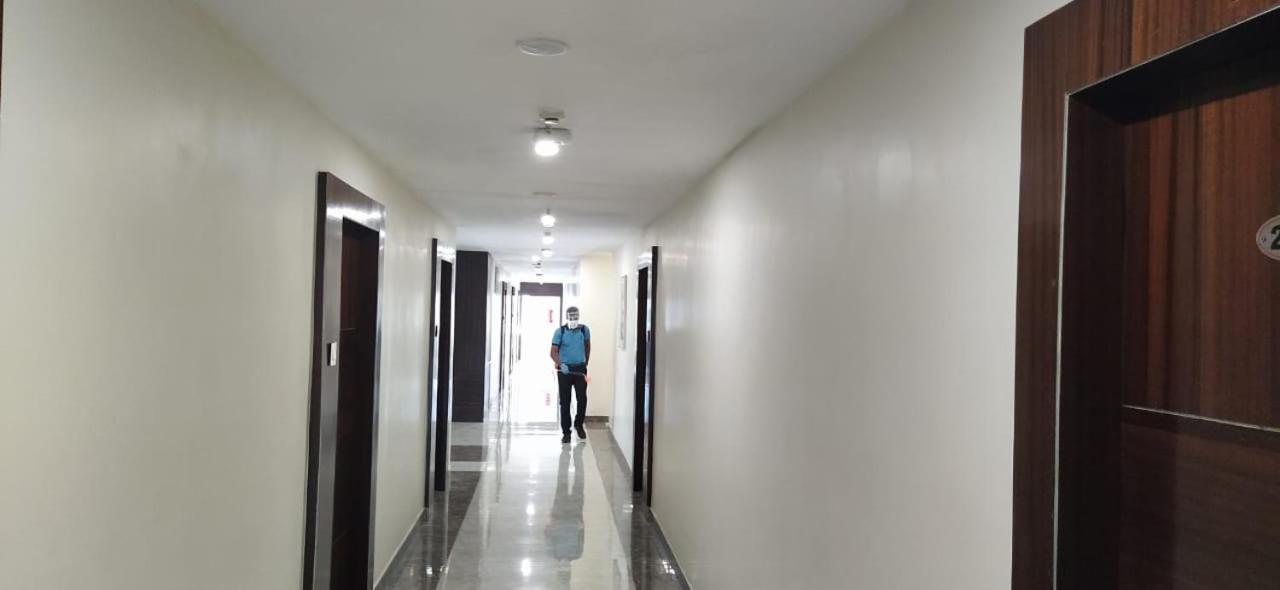 Hotel Grand Gayathri Khammam Экстерьер фото
